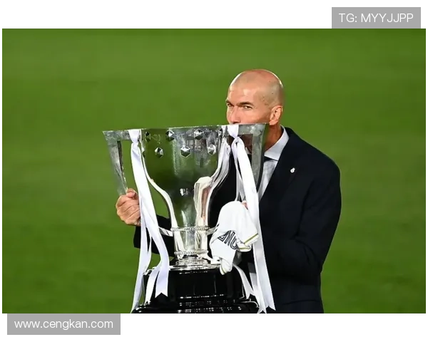 齐达内忆皇马五个月逆转夺欧冠